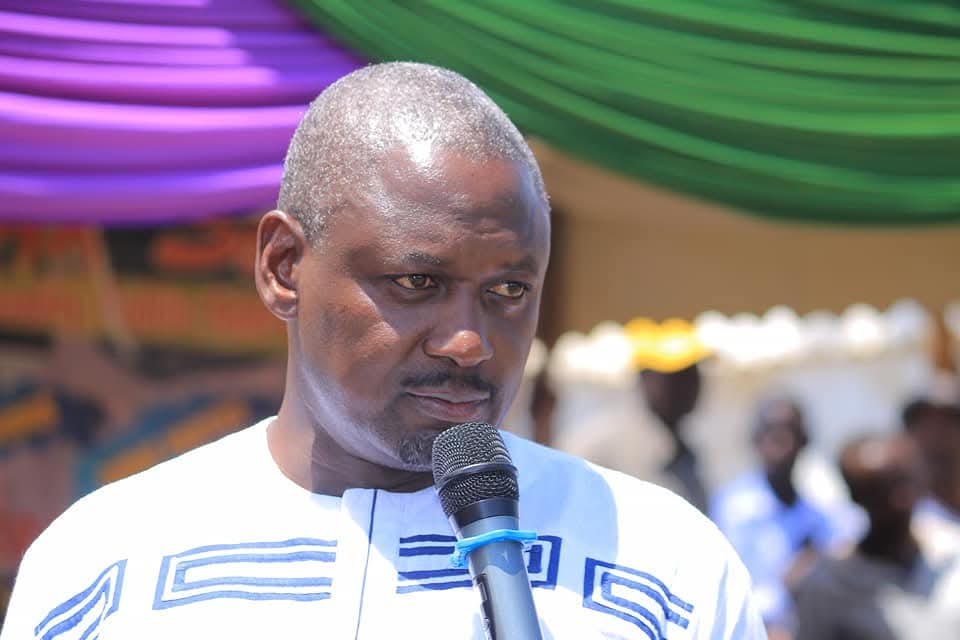Otiende Amollo: cover photo
